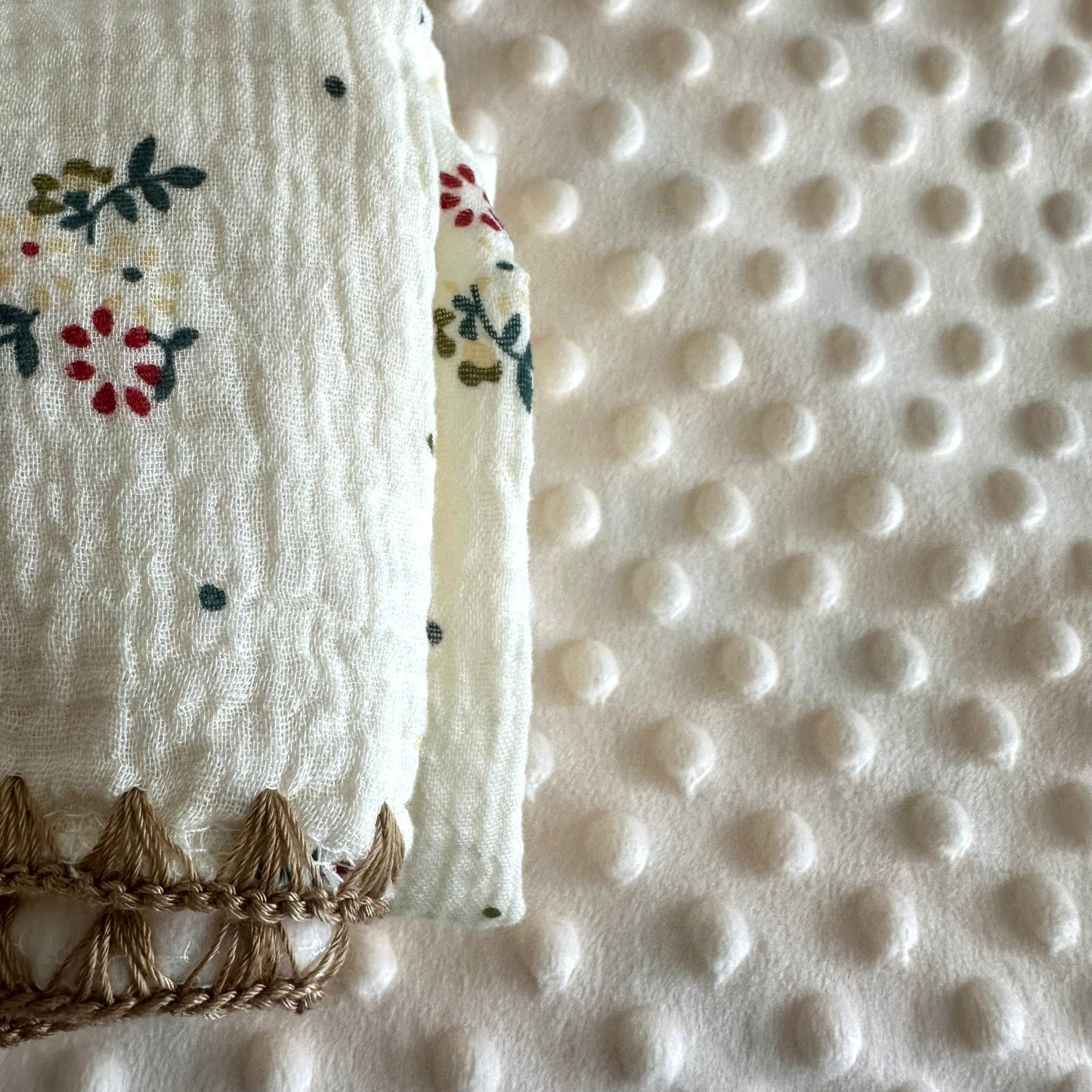 Couverture polaire « Tendres fleurs »