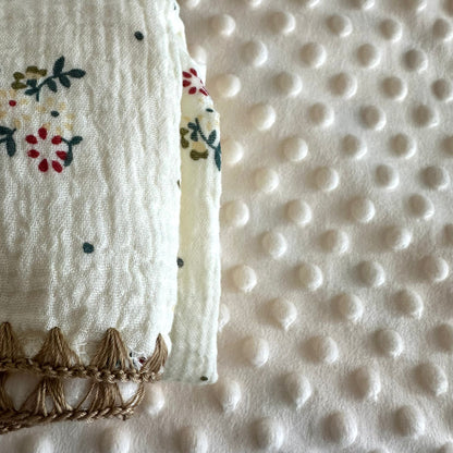 Couverture polaire « Tendres fleurs »
